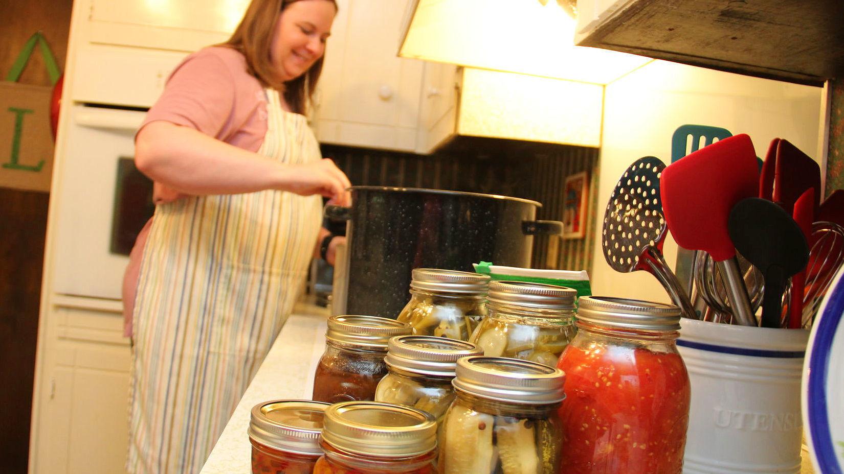 Can’t can: Canning supply shortage leaves local gardeners paying high prices for necessities